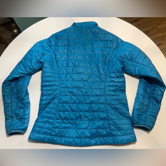 Patagonia Women's Puffer Jacket - Picture 6 of 8